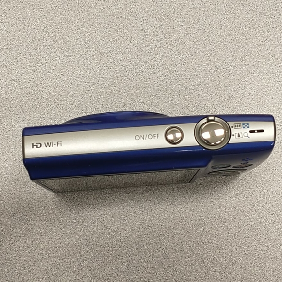 PowerShot ELPH 190 IS Camera - Picture 3 of 6